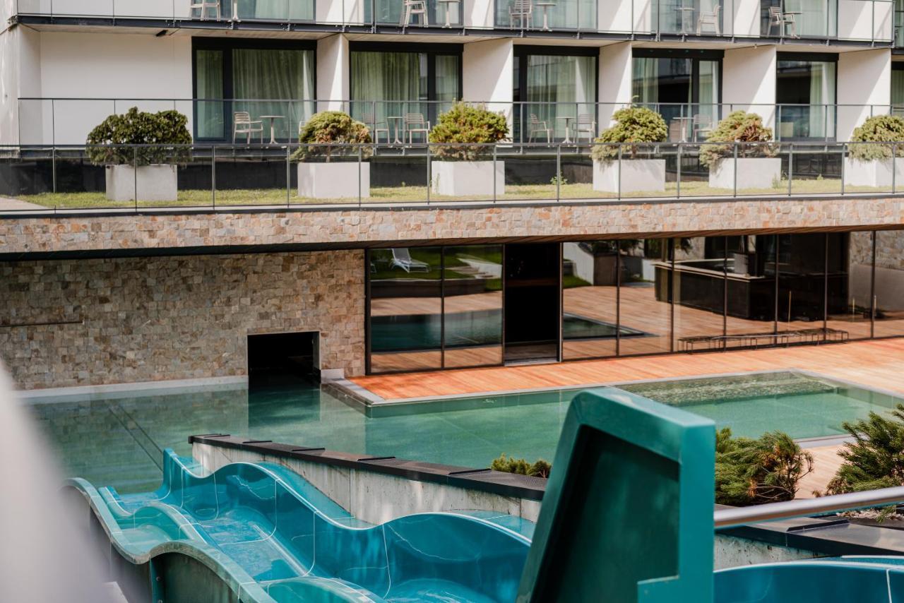 Radisson 4*